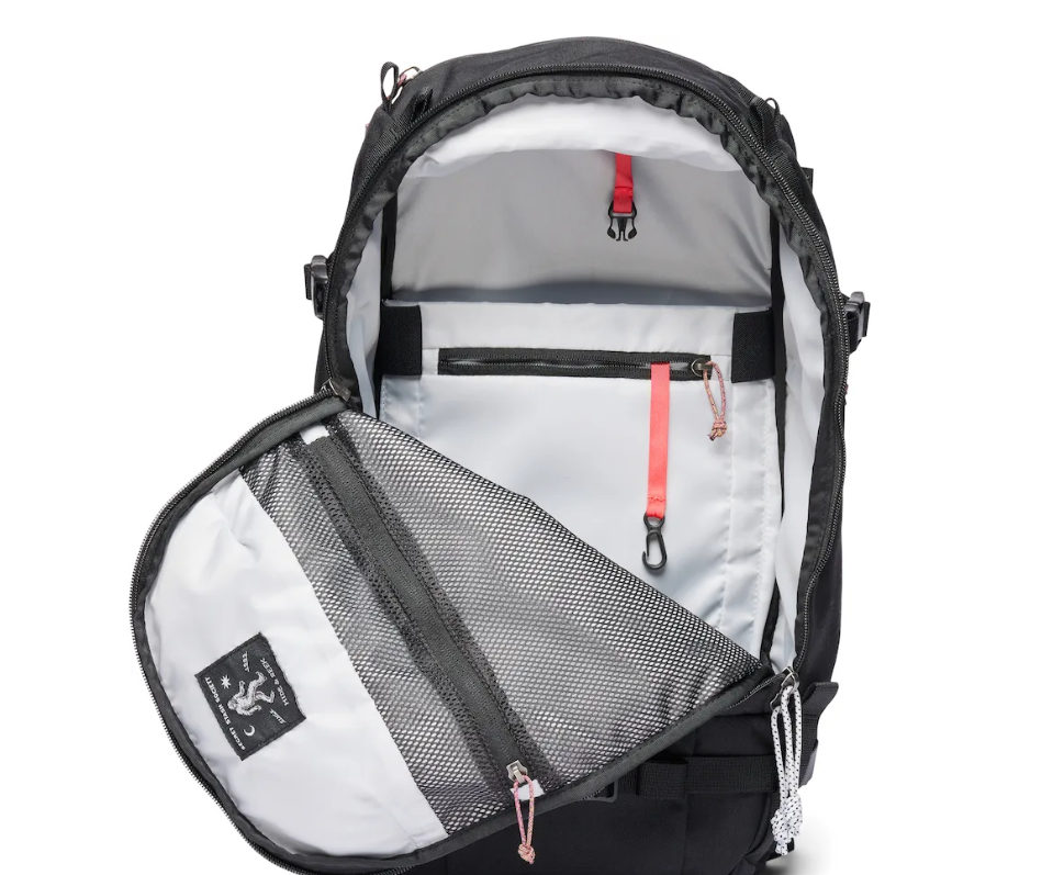 Pourquoi l&rsquo;&eacute;quipement Mountain Hardwear est parfait pour les aventures en plein air